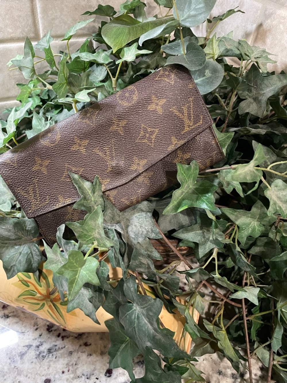 Vintage Louis Vuitton monogram brown & gold Sarah envelope Wallet Quiet Luxury